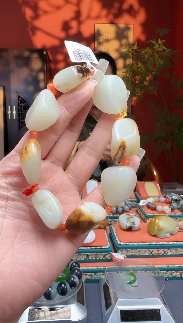 【闪购商品】和田玉手串未镶嵌手串95克