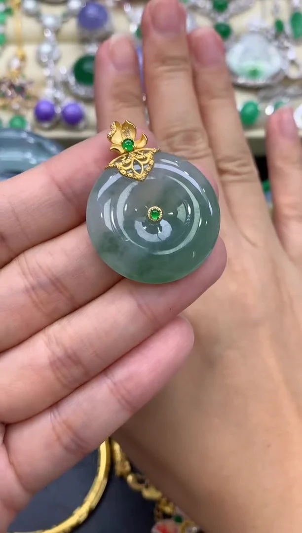 翡翠18K金镶嵌颈饰186-中国好珍宝