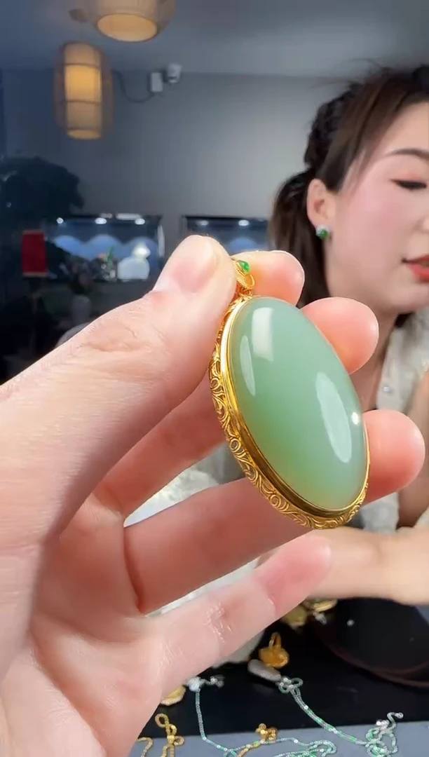 【闪购商品】和田玉吊坠(不含链)18K金镶嵌1