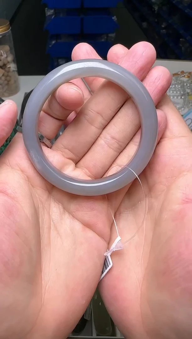 【闪购商品】和田玉手镯未镶嵌和田玉手镯