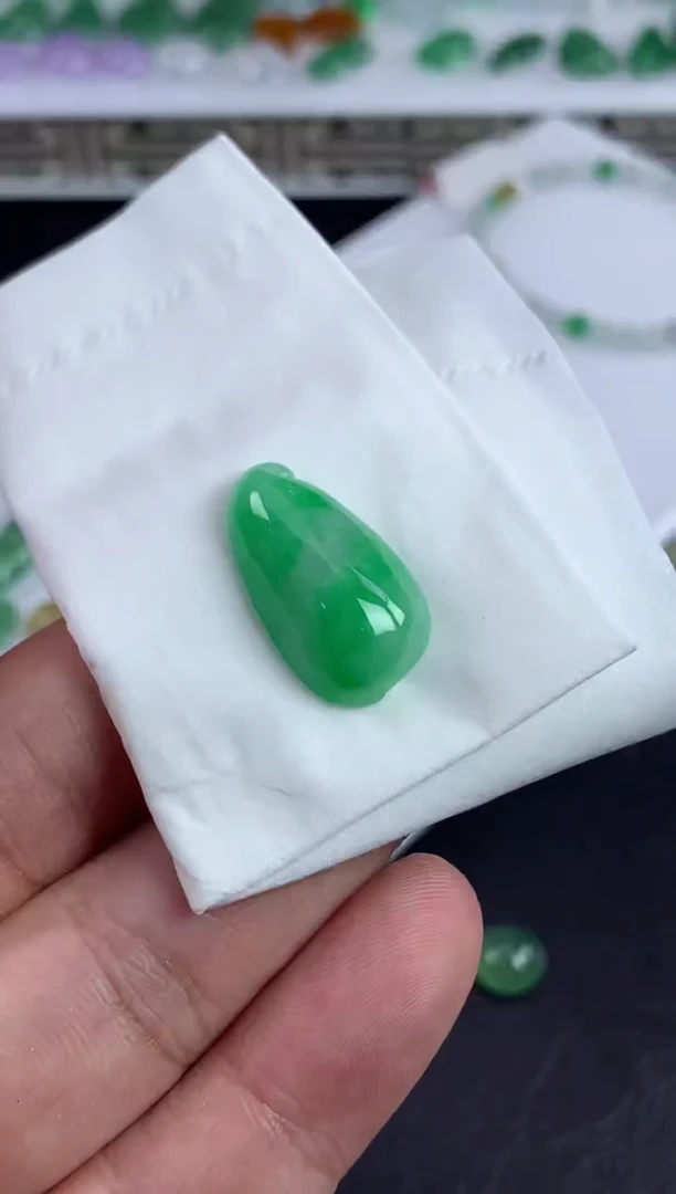 未镶嵌定制翡翠小*麦翡翠