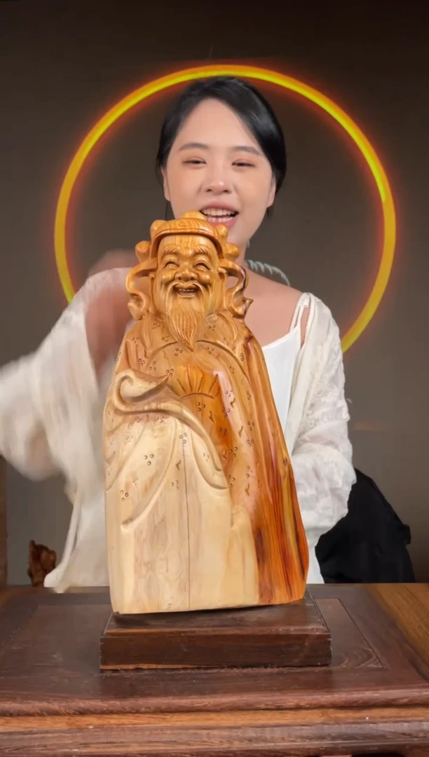 【闪购商品】柏木（崖柏）手工摆件,先抢先得!