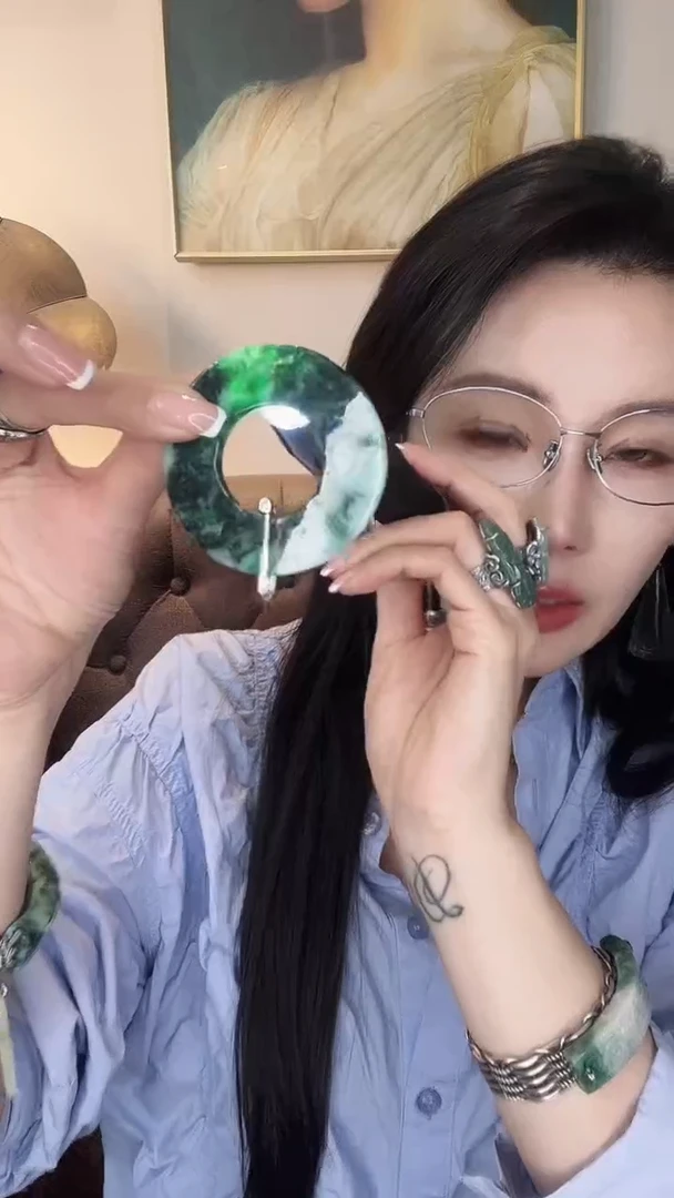 颈饰未镶嵌翡翠观*翡翠E886