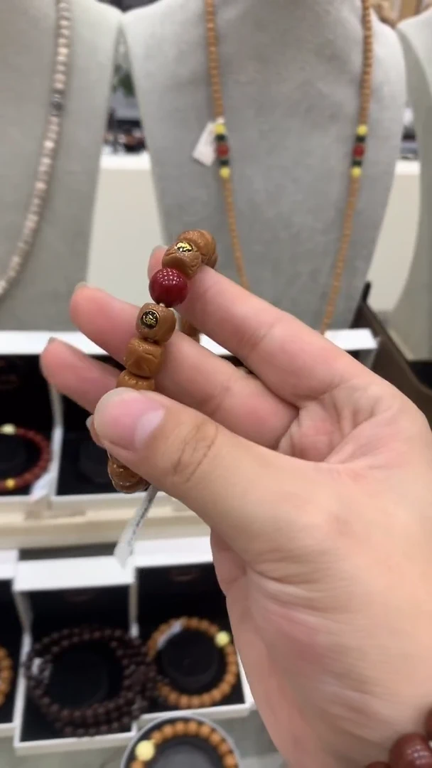 手串猴头核桃断*离猴头雕刻龙脊手串