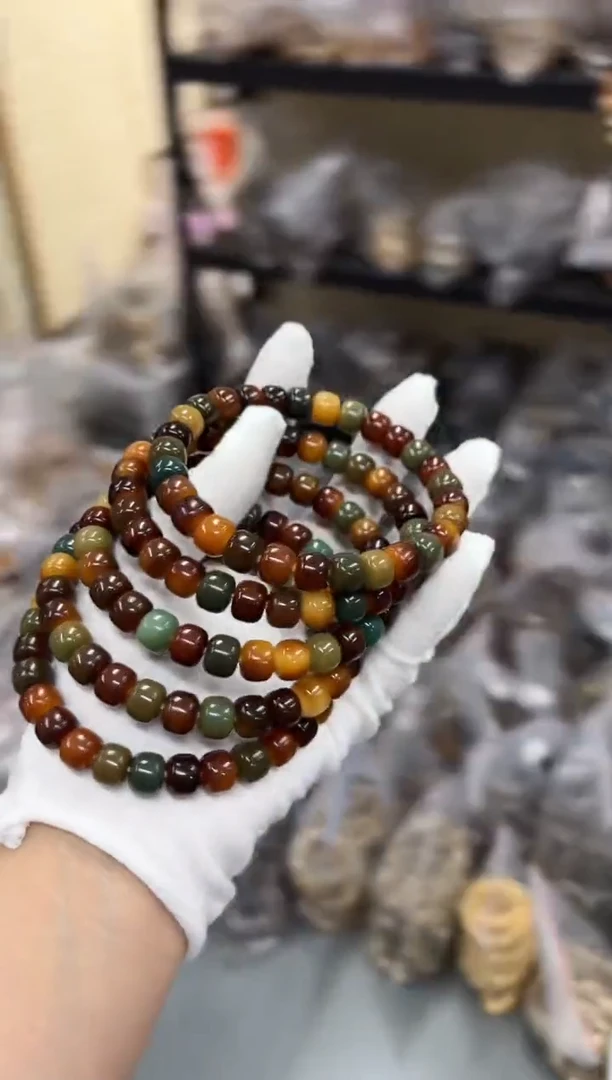 手串菩提根/象牙果8*10油膏孔不好（203）