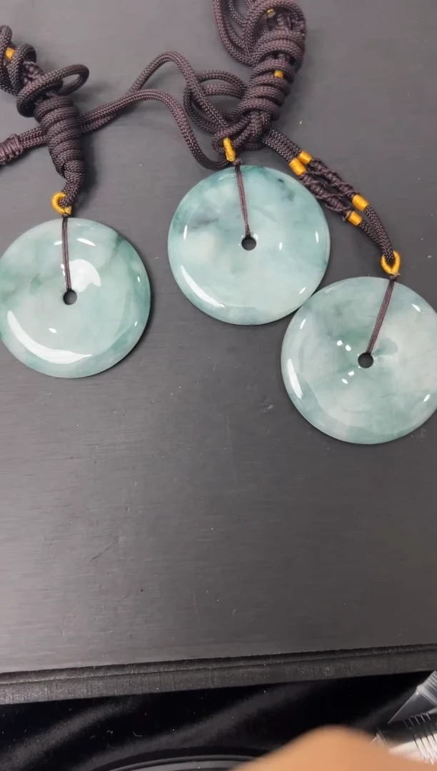 颈饰未镶嵌翡翠平安扣吊坠多样性发货发其一-571717