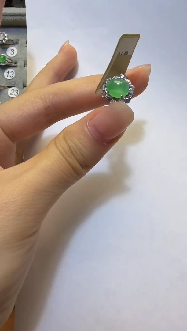 银S925镶嵌戒指翡翠925银镶缅甸A货翡翠戒指
