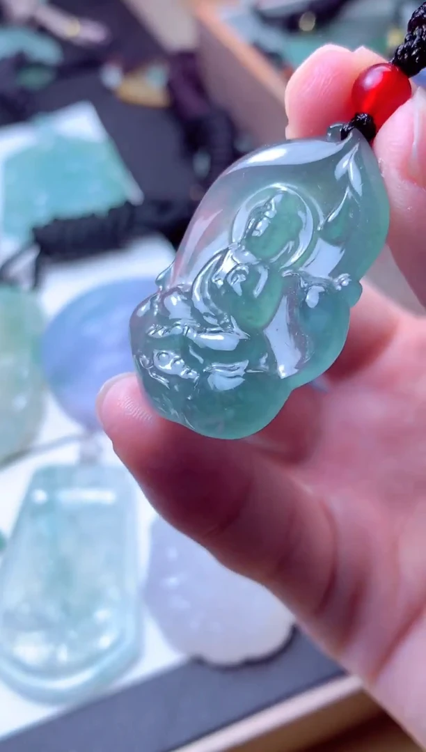 颈饰未镶嵌翡翠天然A货翡翠