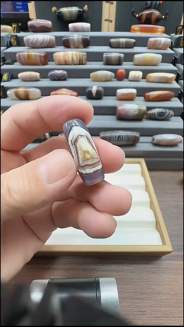 未镶嵌颈饰玛瑙/玉髓玛瑙32*13