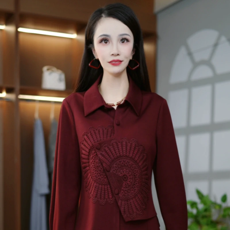 新款气质优雅设计感不规则刺绣翻领时尚百搭套装两件套M-4XL