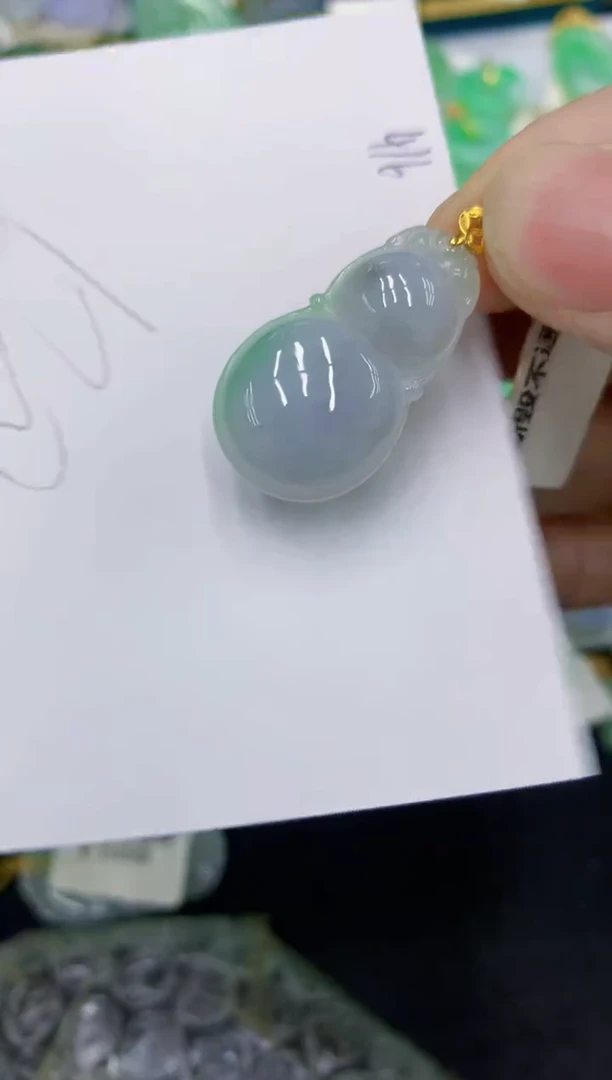 颈饰18K金镶嵌翡翠111111111111