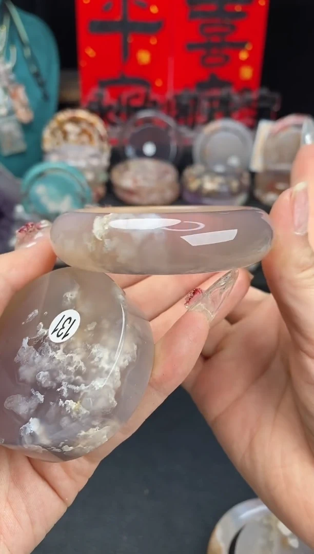 【闪购商品】石英质玉手镯（圆镯）未镶嵌55