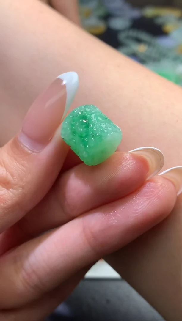 未镶嵌定制翡翠毛货 11.5-11.9