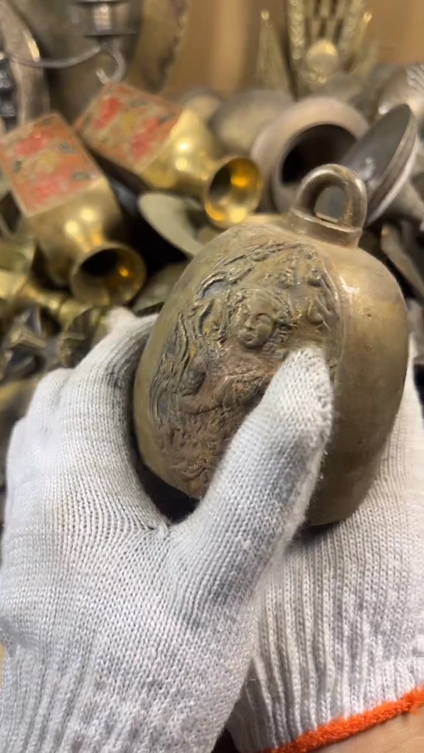 用****3亿锦铜回流铜器摆件39