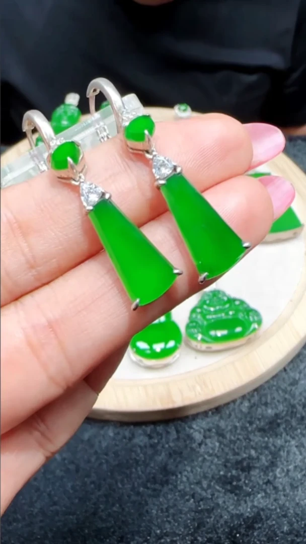 未镶嵌定制翡翠翡翠耳环253