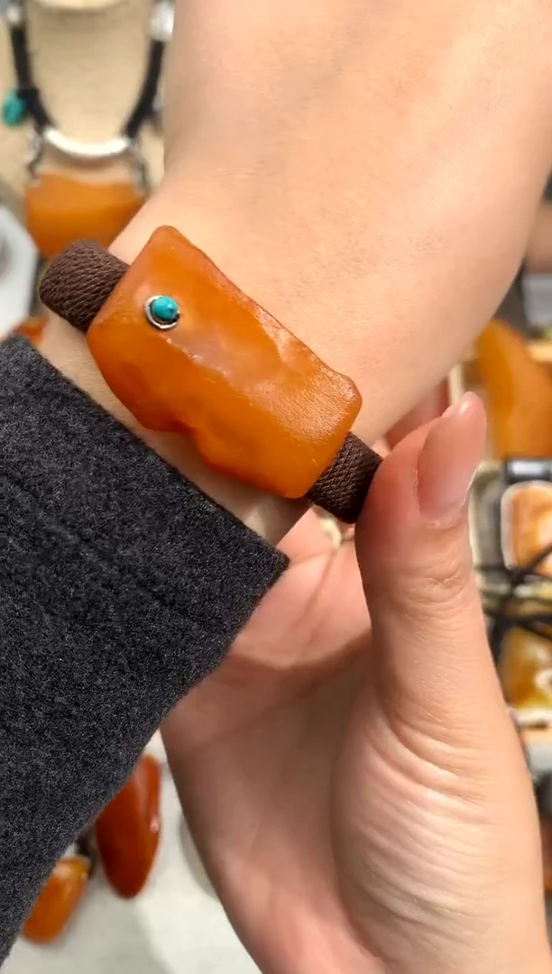 【闪购商品】蜜蜡裸石未镶嵌似玉