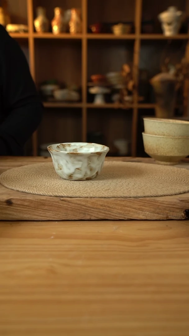 粉影系列的手捏喇叭碗2个