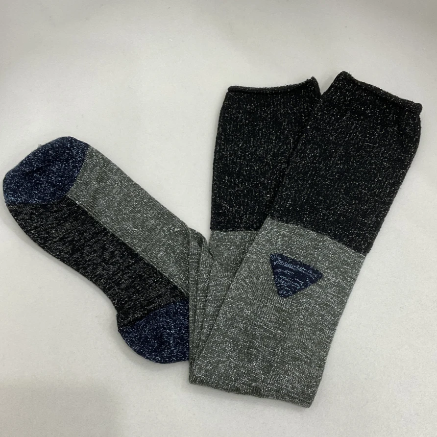 全新未使用 Prada/普拉达 绵羊毛拼色长袜