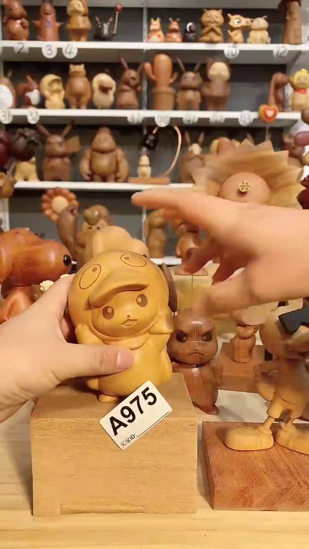 【闪购商品】木木雕摆件可爱卡通