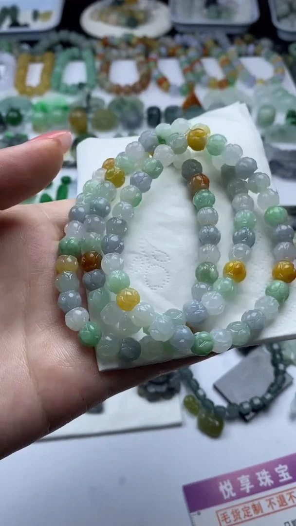 定制翡翠未镶嵌马**侯毛货定制不退不换