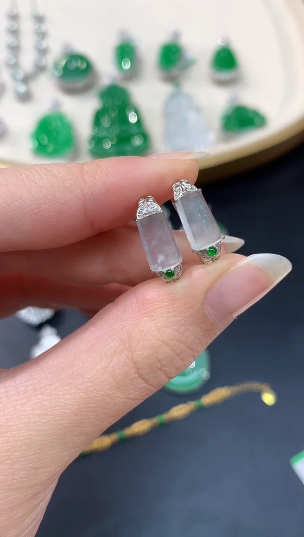 【闪购商品】翡翠耳饰18K金镶嵌耳饰A14|3980