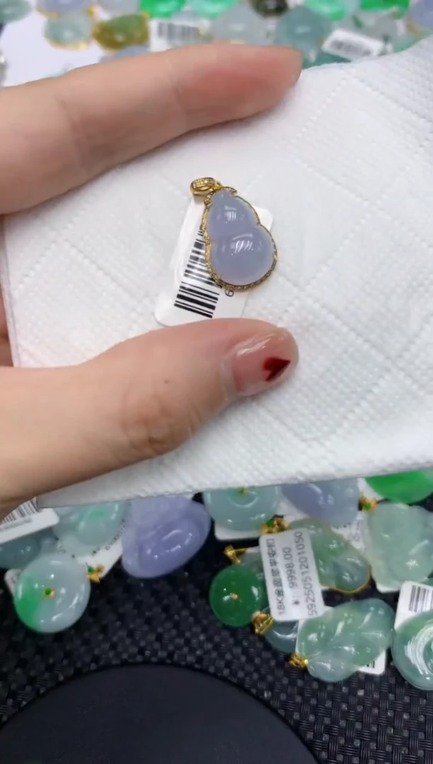 翡翠18K金镶嵌颈饰11111111