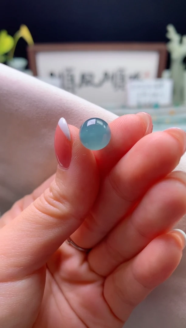 翡翠未镶嵌颈饰0062946945