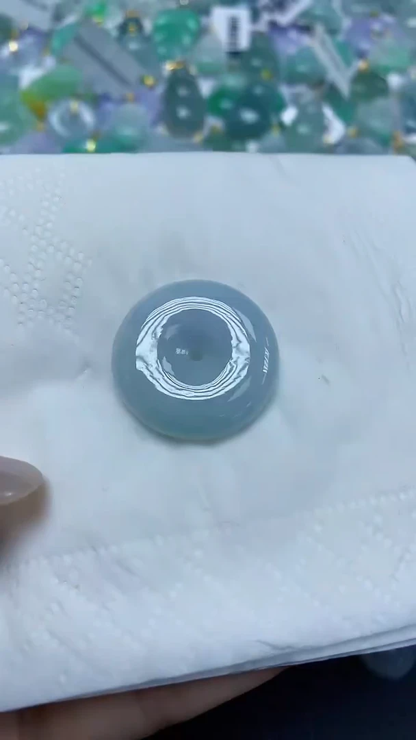 翡翠未镶嵌颈饰天然缅甸翡翠A货