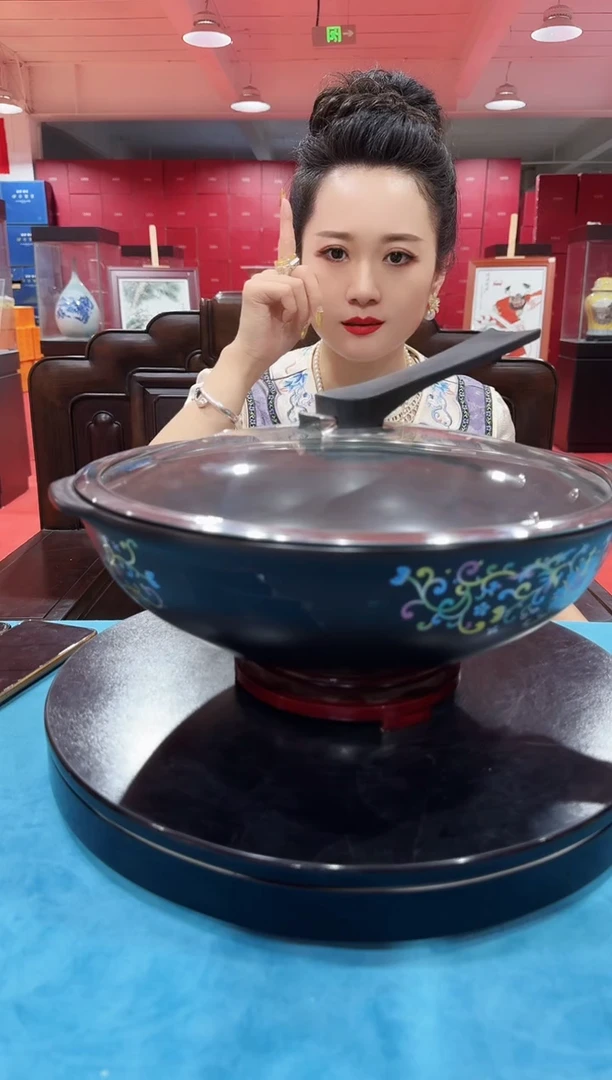 陶瓷京尚黑色缠枝莲炒锅+锅铲
