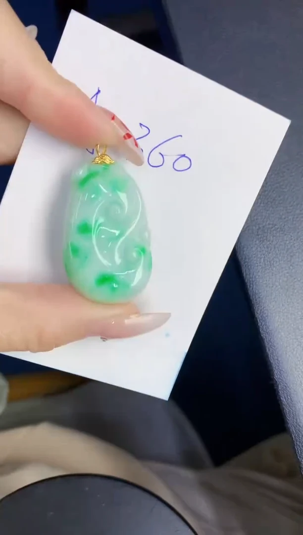 【闪购商品】翡翠颈饰18K金镶嵌00000000000