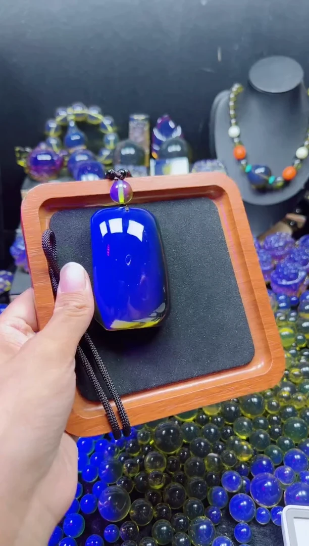 多米尼加净水蓝大号马鞍牌