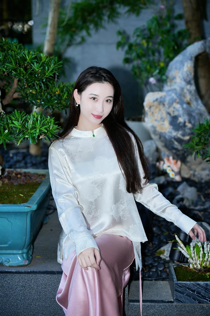 蓝大【玫瑰】桑蚕丝简约版中式上衣长袖打底套头9662国风提花