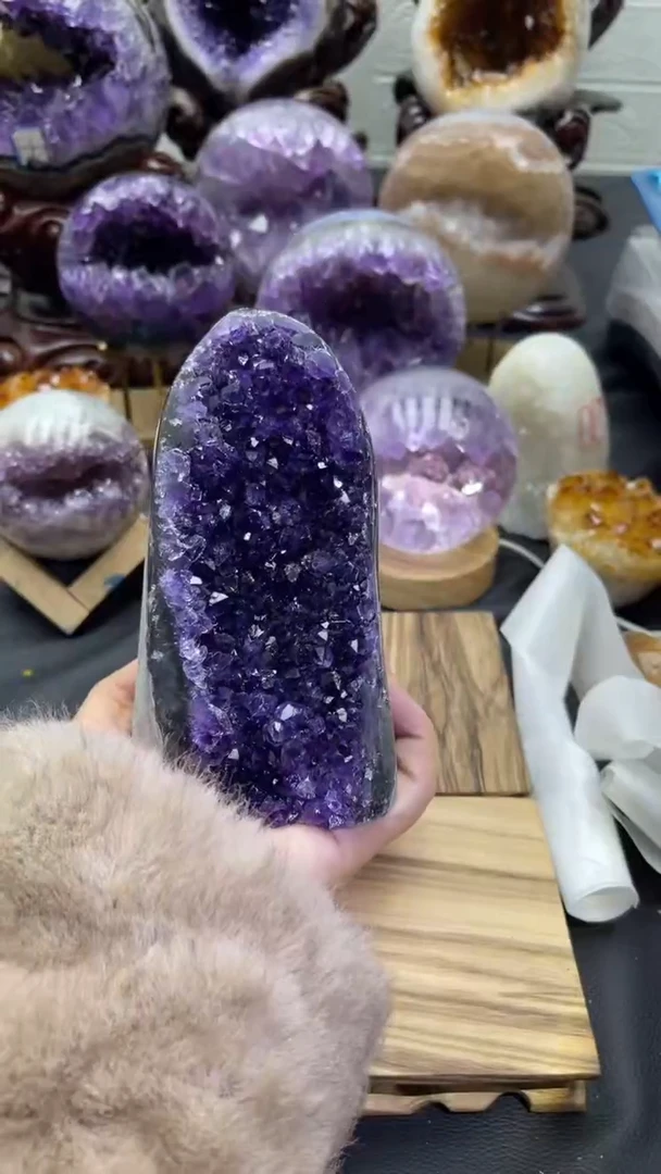 未镶嵌大型摆件（非配饰）紫晶442号摆件