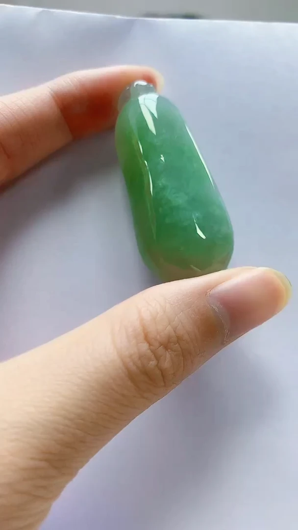 未镶嵌定制翡翠4868zm-毛货挂件瓜63