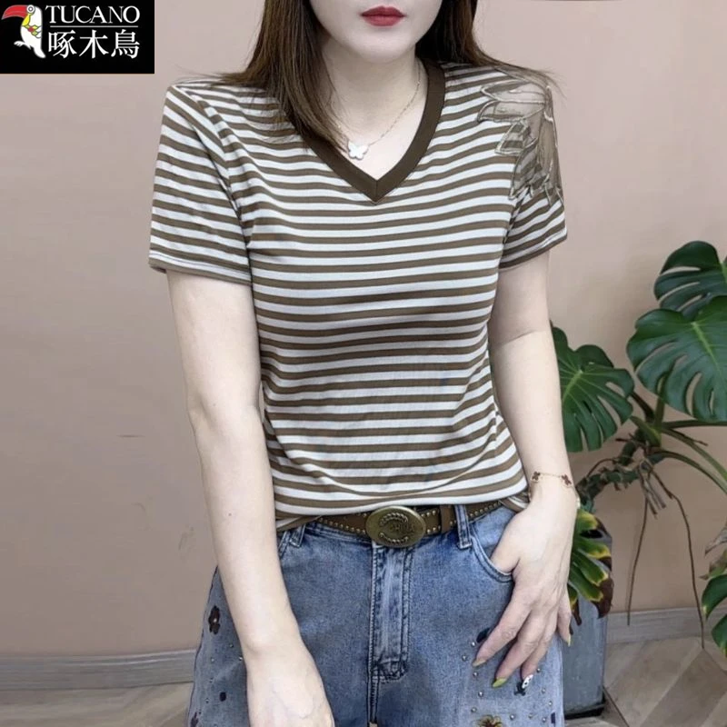 啄木鸟镂空条纹撞色短袖V领显瘦T恤2025年夏季新款休闲百搭上衣女