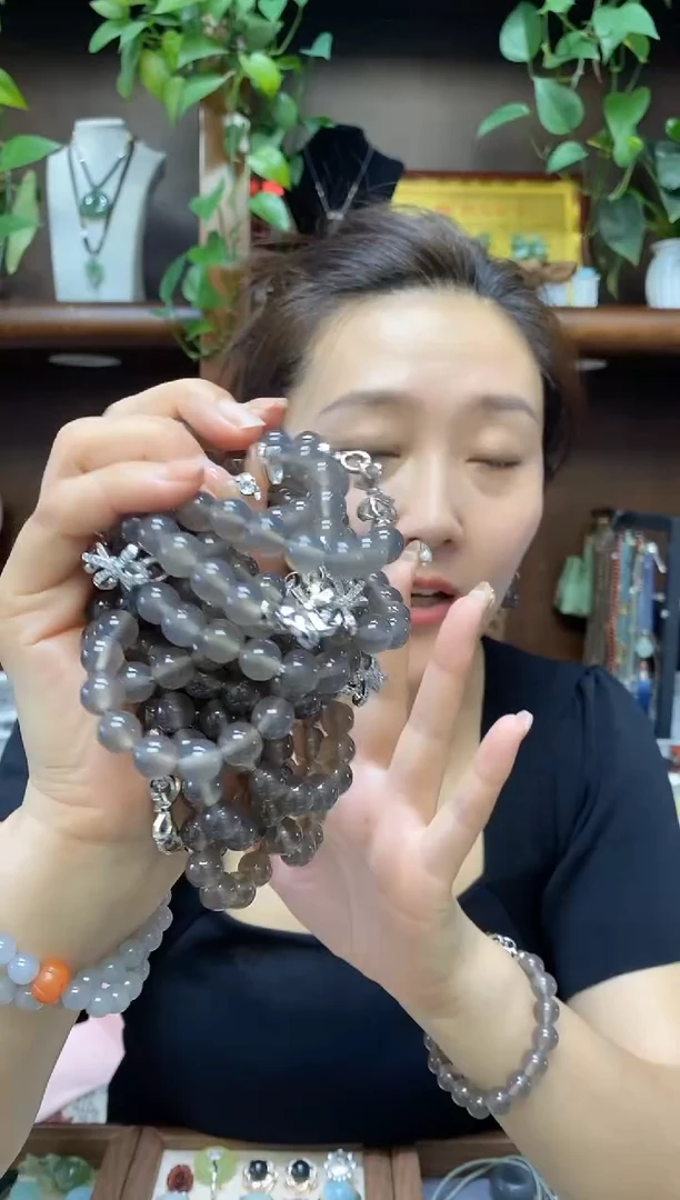 未镶嵌颈饰玛瑙/玉髓多样性发货其中发一