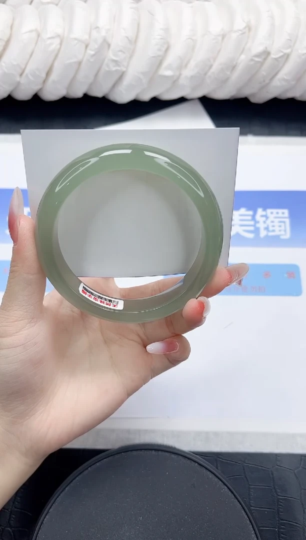 未镶嵌手镯石英质玉34-60