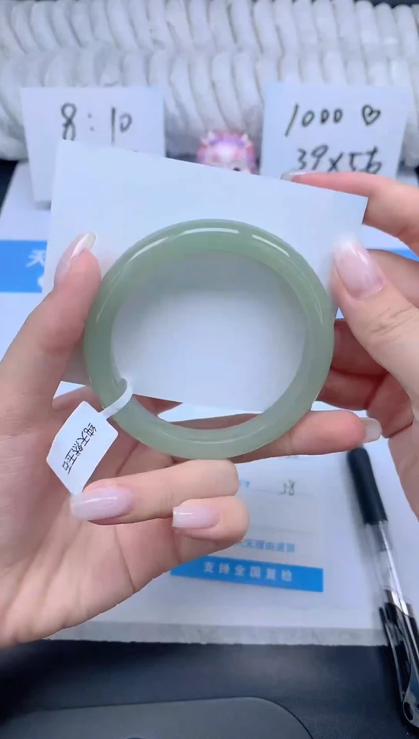 石英质玉手镯未镶嵌K156-58