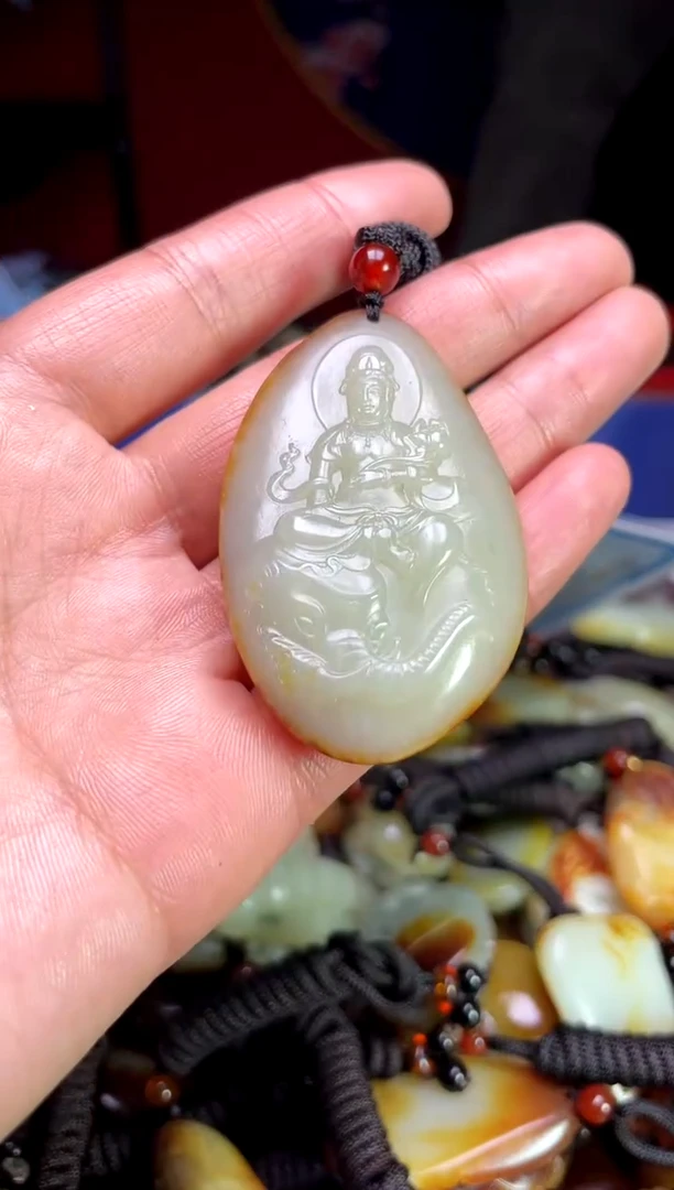 【闪购商品】和田玉颈饰未镶嵌1