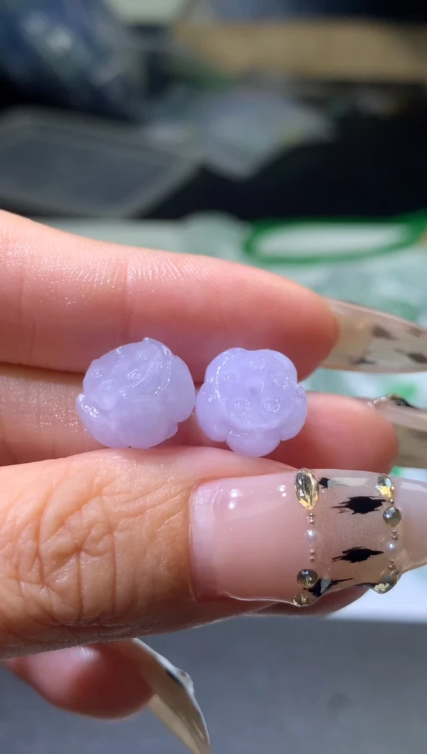 未镶嵌定制翡翠毛货   11.4-8.2