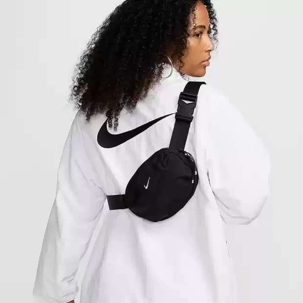 NIKE/耐克斜挎包收纳拉链口袋可调节肩带腰包HM6120-010