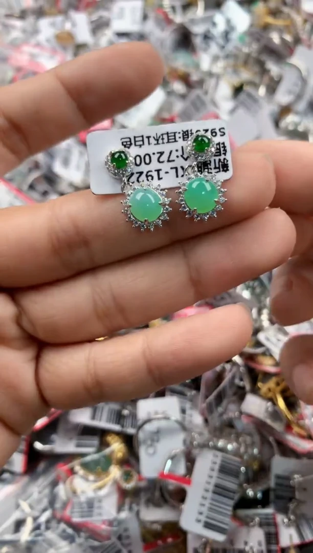 银S925镶嵌戒指翡翠333            4