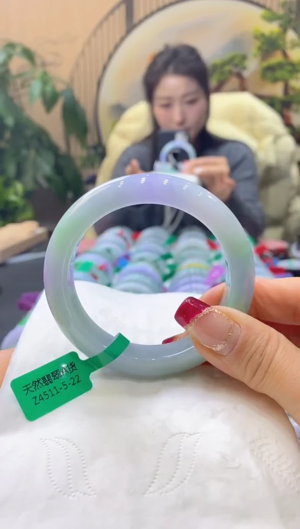 【闪购商品】翡翠手镯未镶嵌99914221
