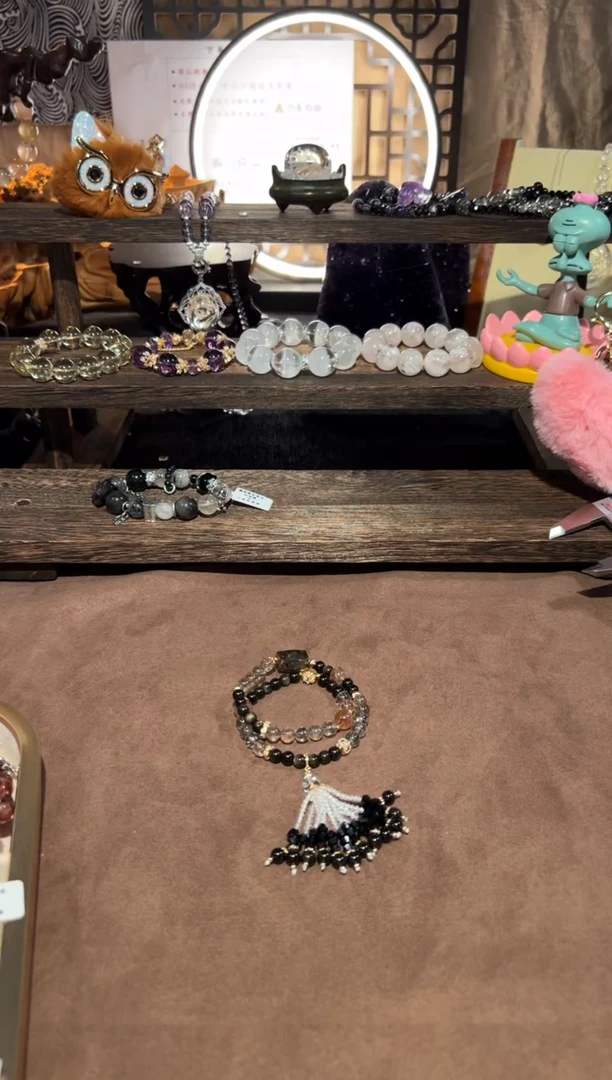 【闪购商品】水晶手链合金黑金超双圈