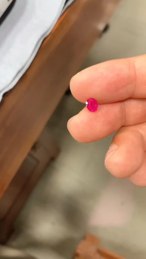 裸石红宝石0.95ct 9