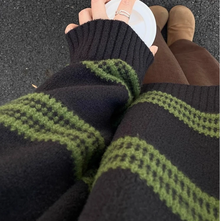 日系复古撞色毛衣女秋冬季2025新款慵懒风绿色条纹内搭打底针织衫