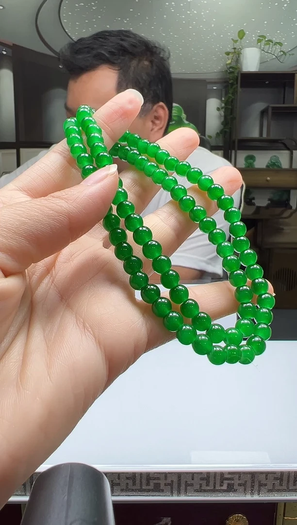 颈饰未镶嵌翡翠2025-10-19-18