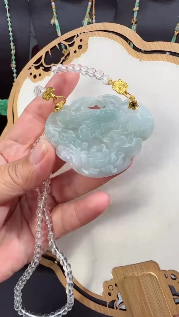 【闪购商品】翡翠颈饰未镶嵌拍照