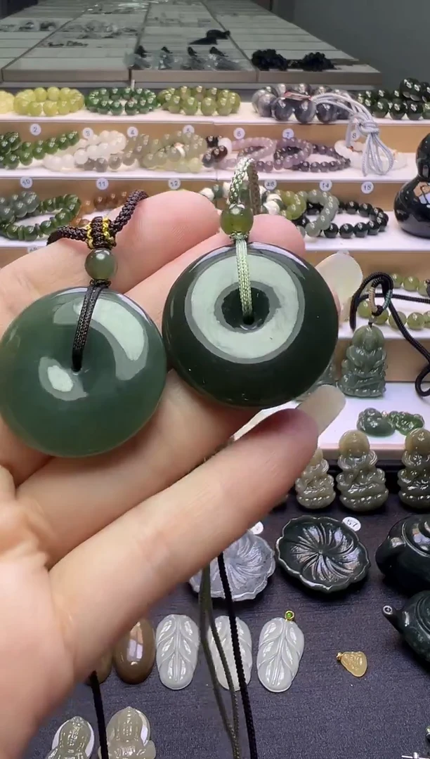 颈饰未镶嵌和田玉28号链接多样性发一（先拍先挑）约卡30*7