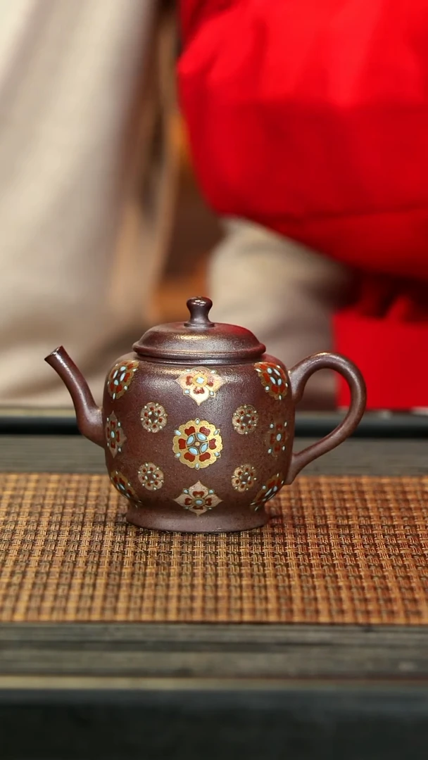 【闪购商品】紫砂茶壶WT31宝相宫灯 柴烧胭脂红